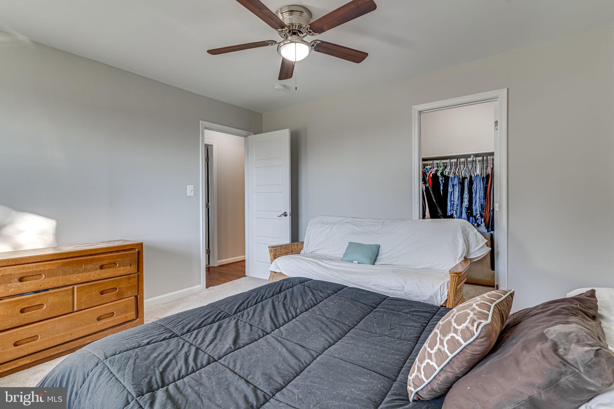 LONGVIEW - Residential