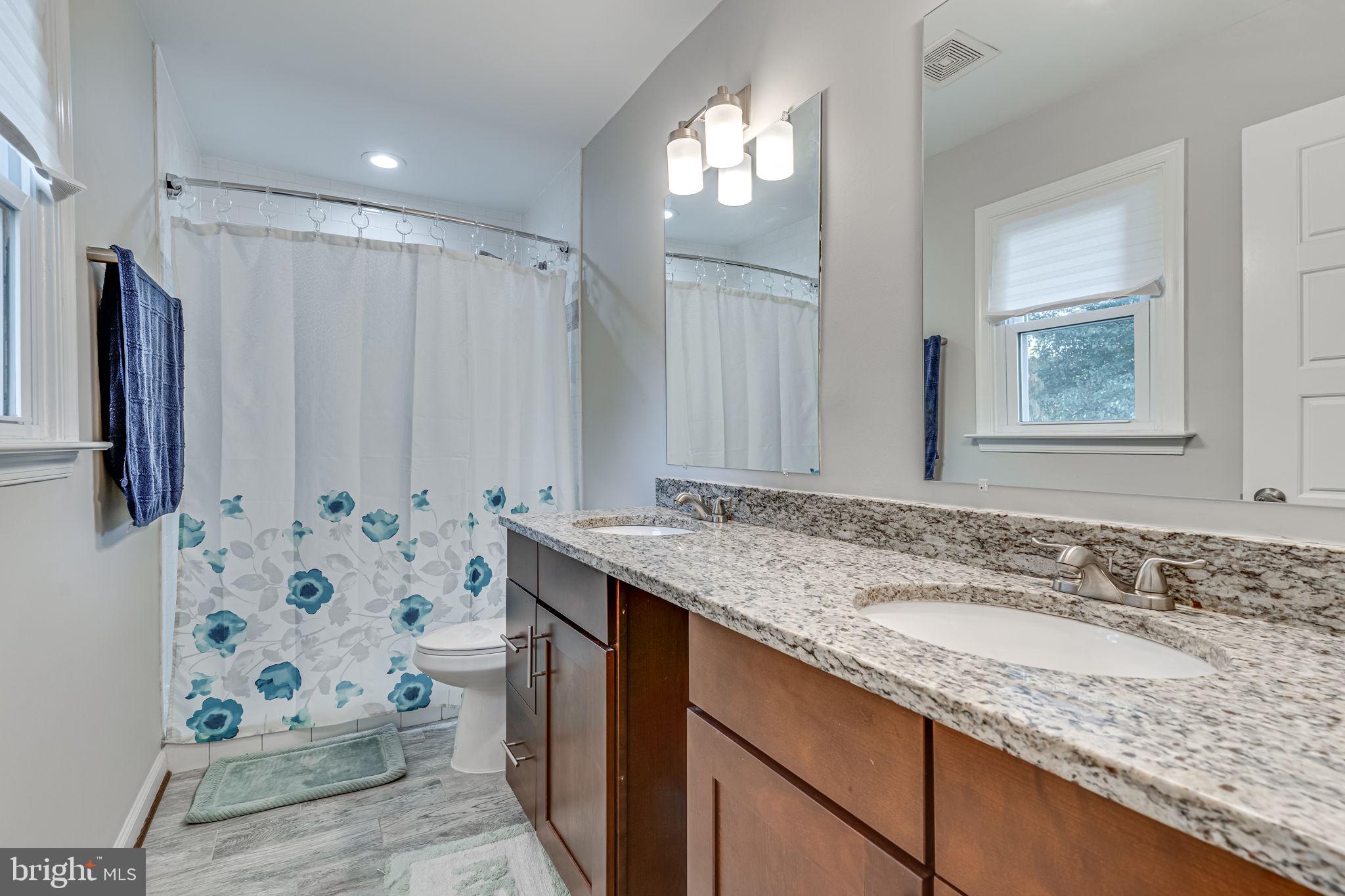 LONGVIEW - Residential