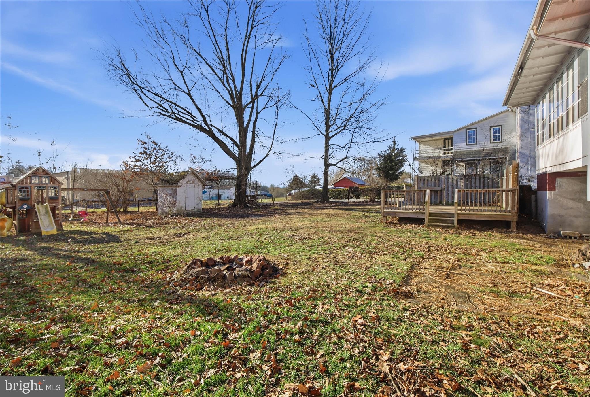 ADAMSTOWN - Residential