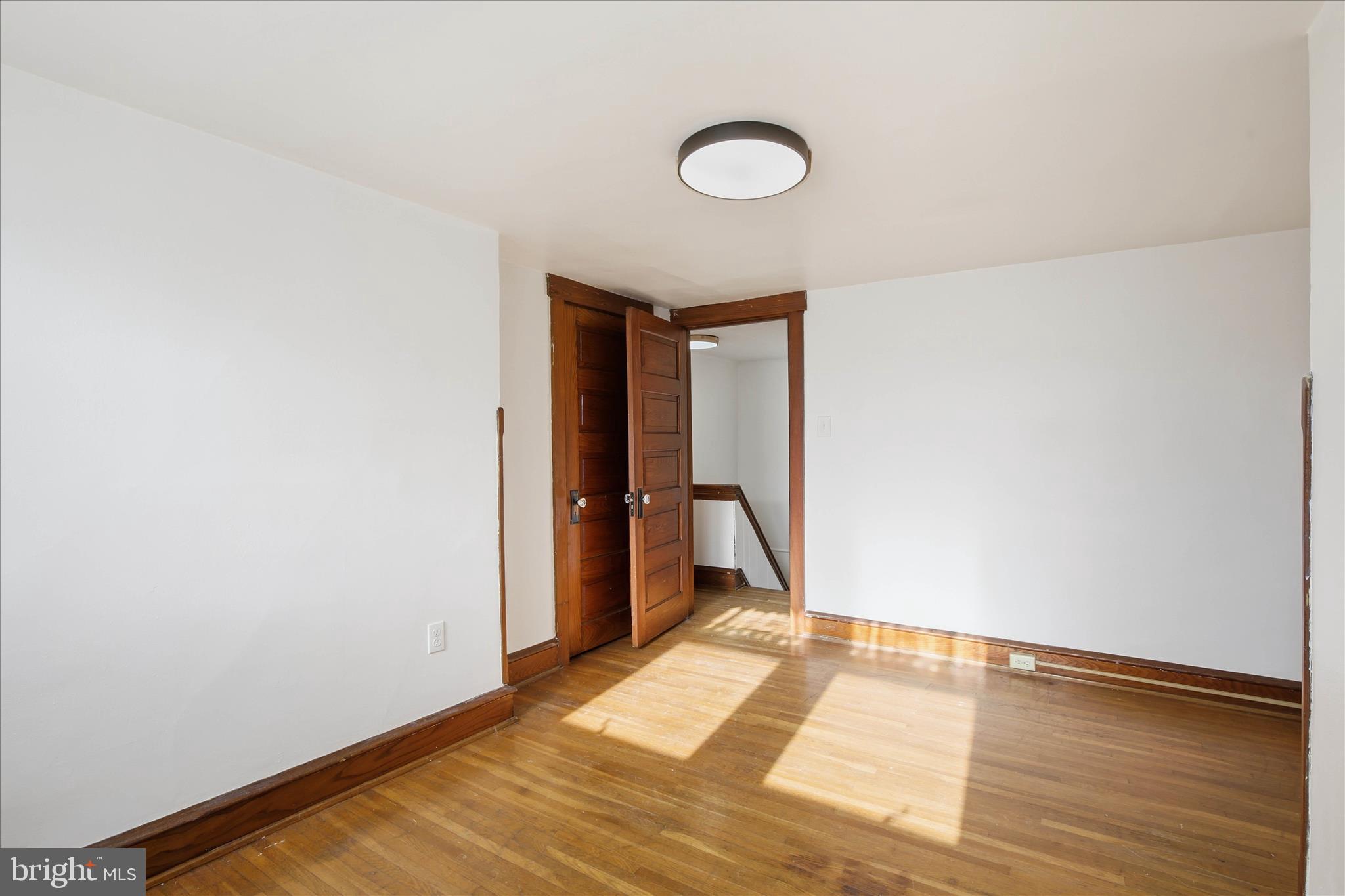 ADAMSTOWN - Residential