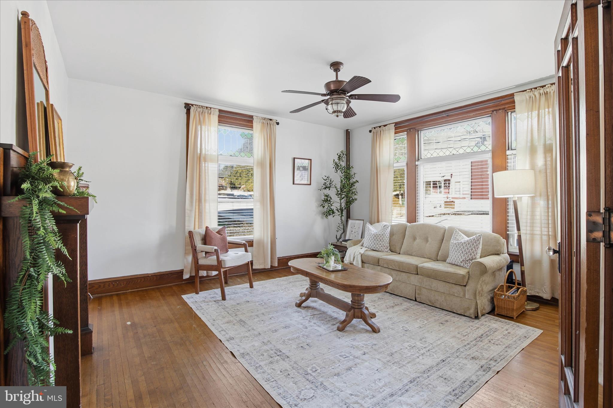 ADAMSTOWN - Residential