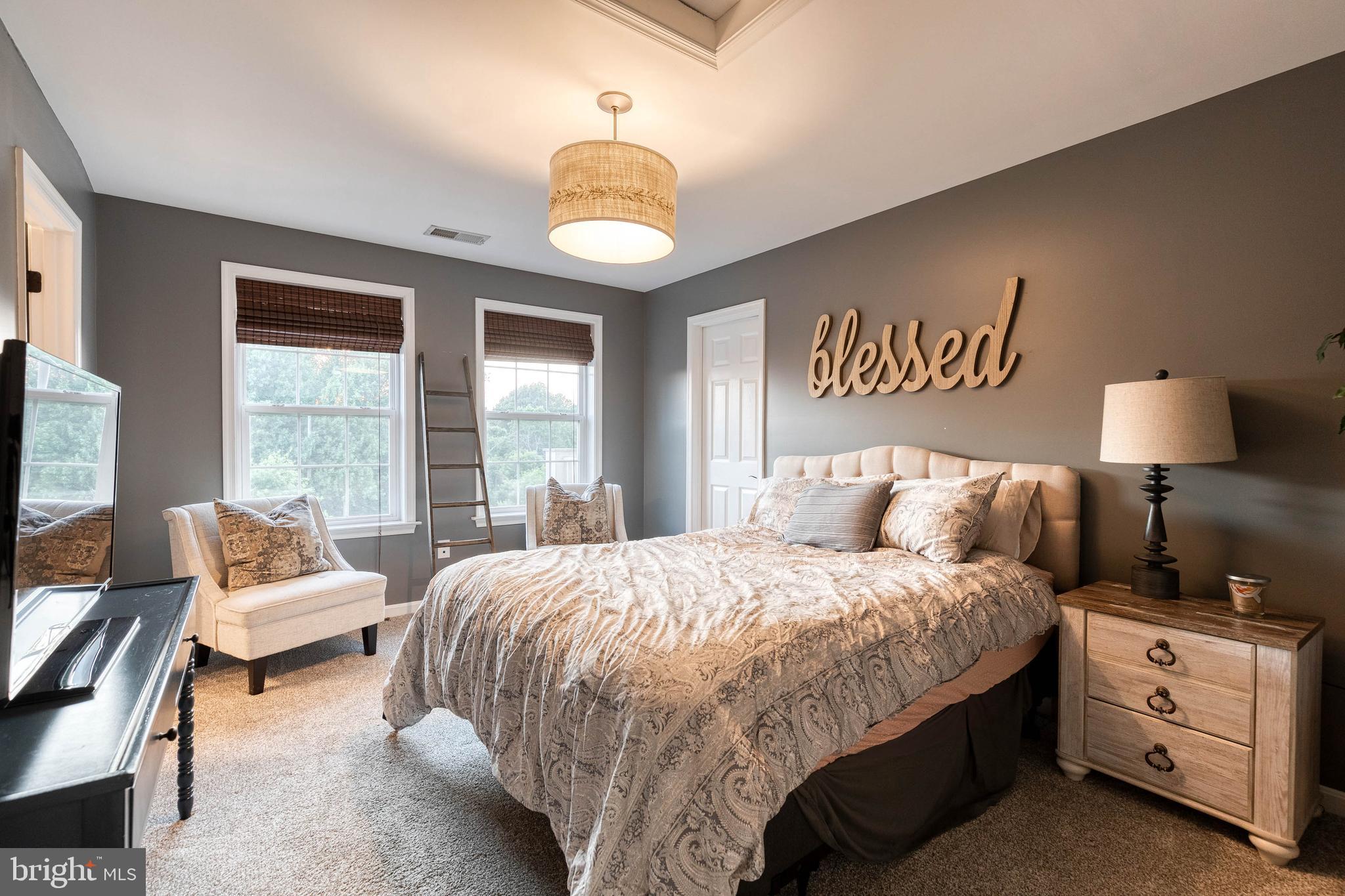 DEER HOLLOW - Residential