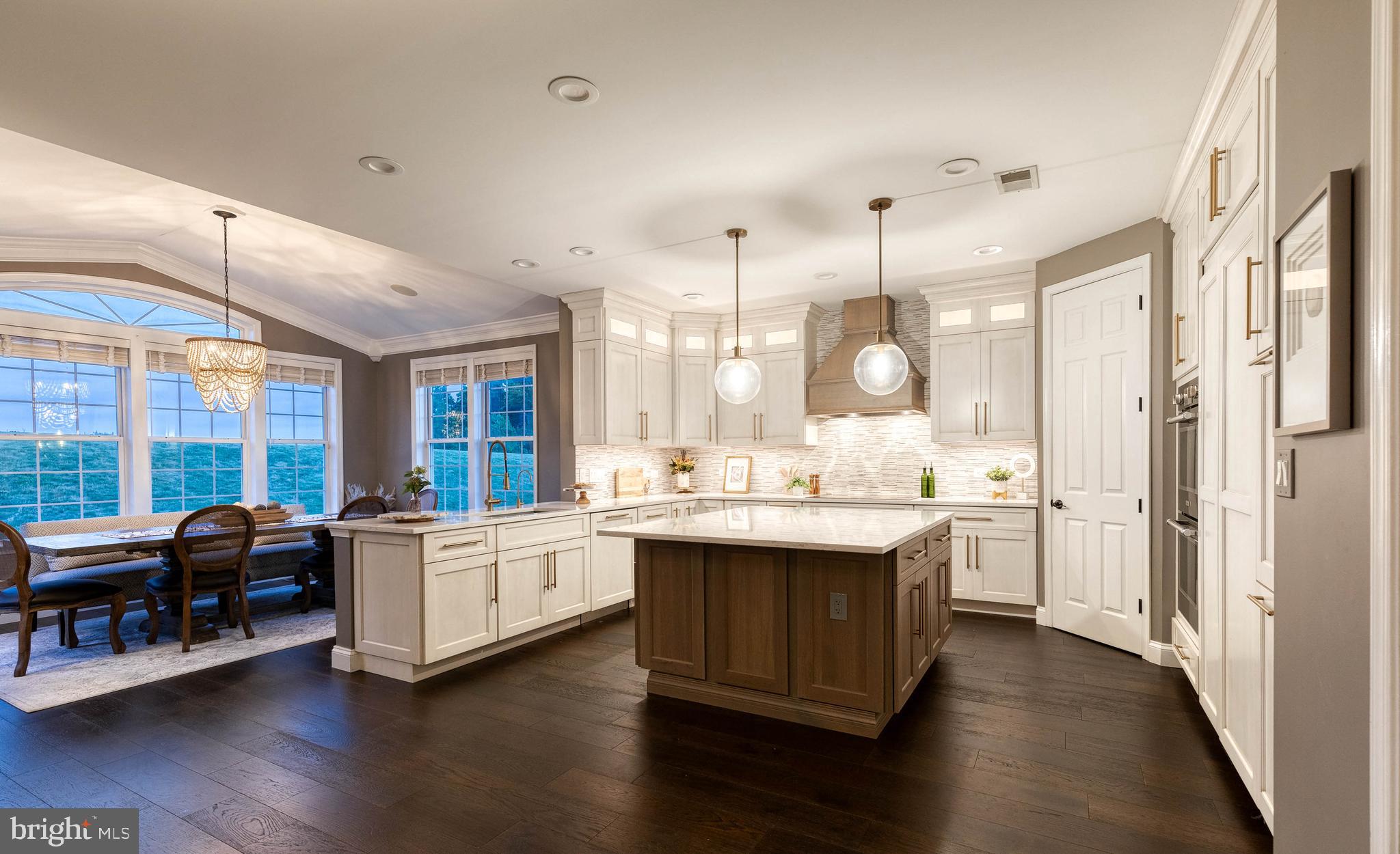 DEER HOLLOW - Residential