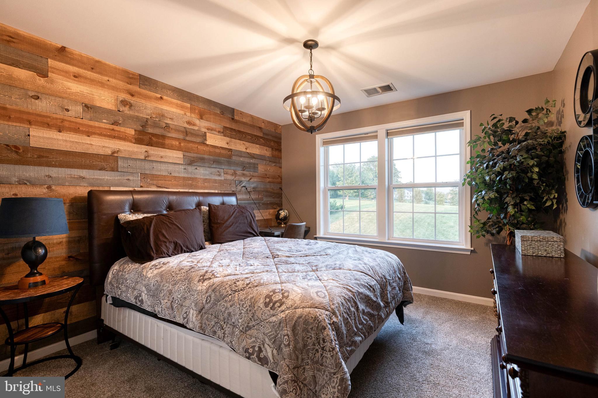 DEER HOLLOW - Residential