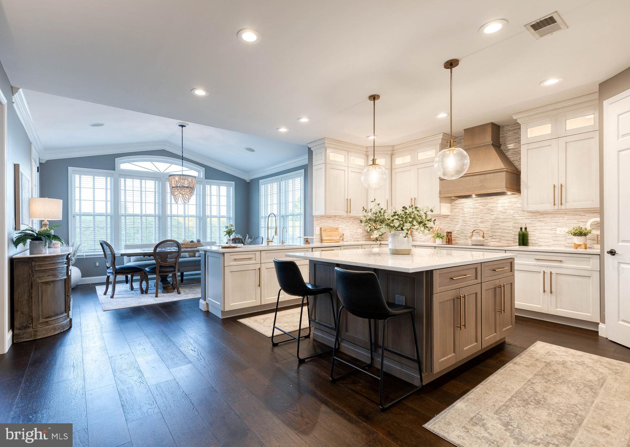 DEER HOLLOW - Residential