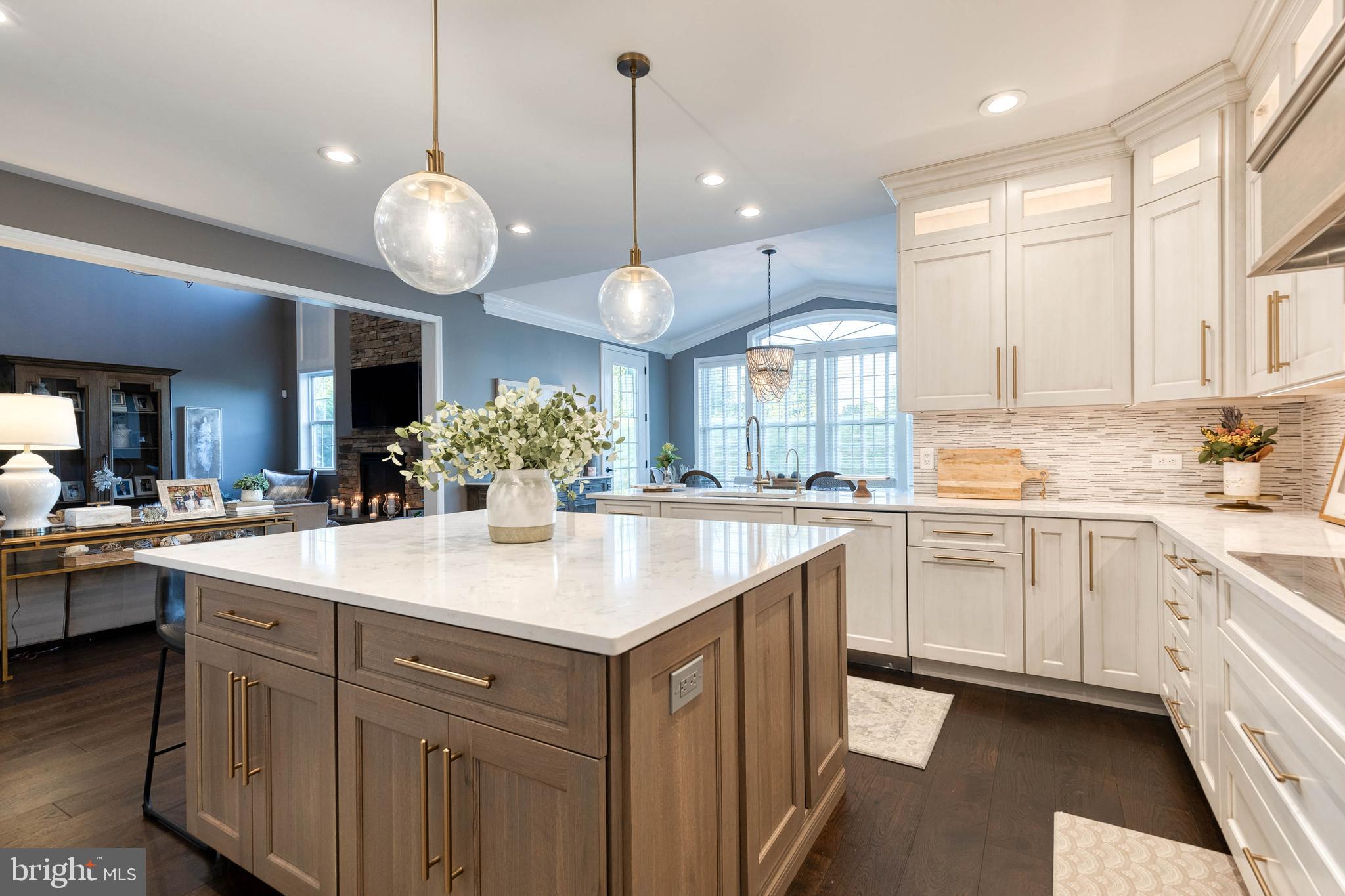 DEER HOLLOW - Residential