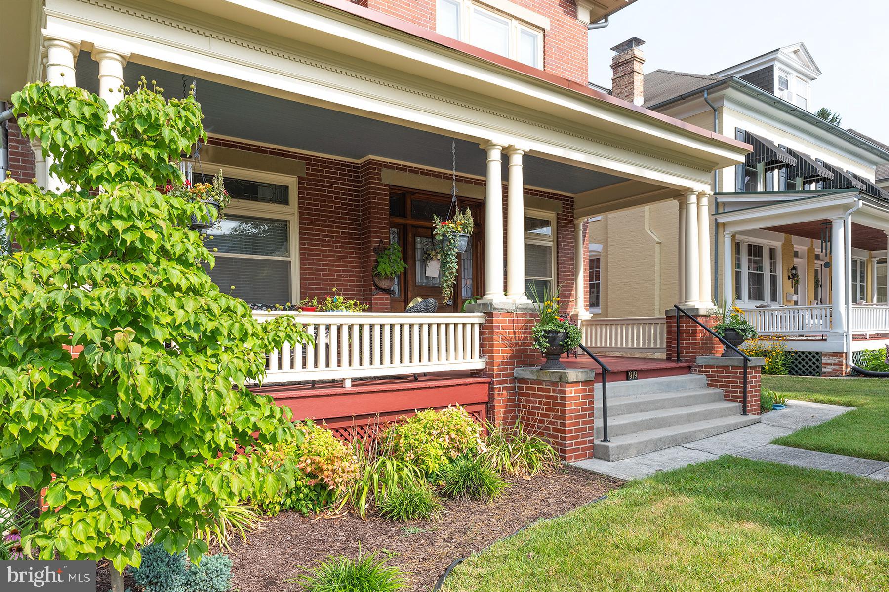 NORTH END - Residential