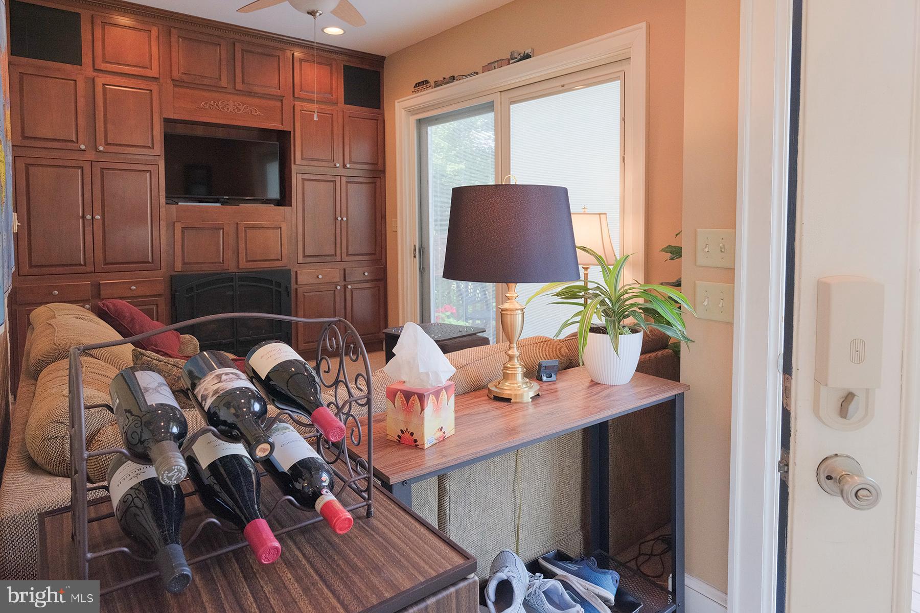 NORTH END - Residential