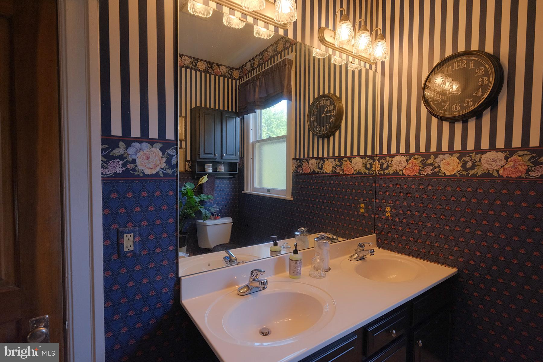 NORTH END - Residential