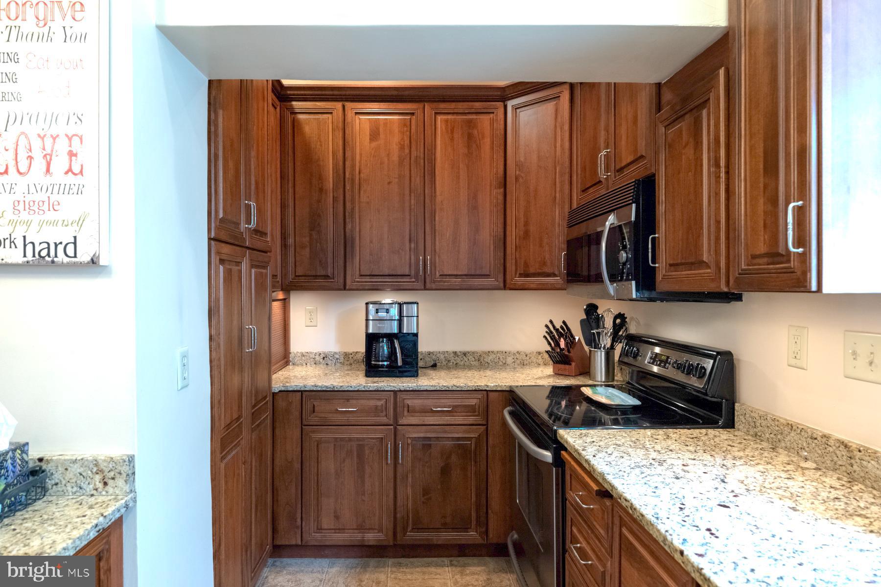 NORTH END - Residential