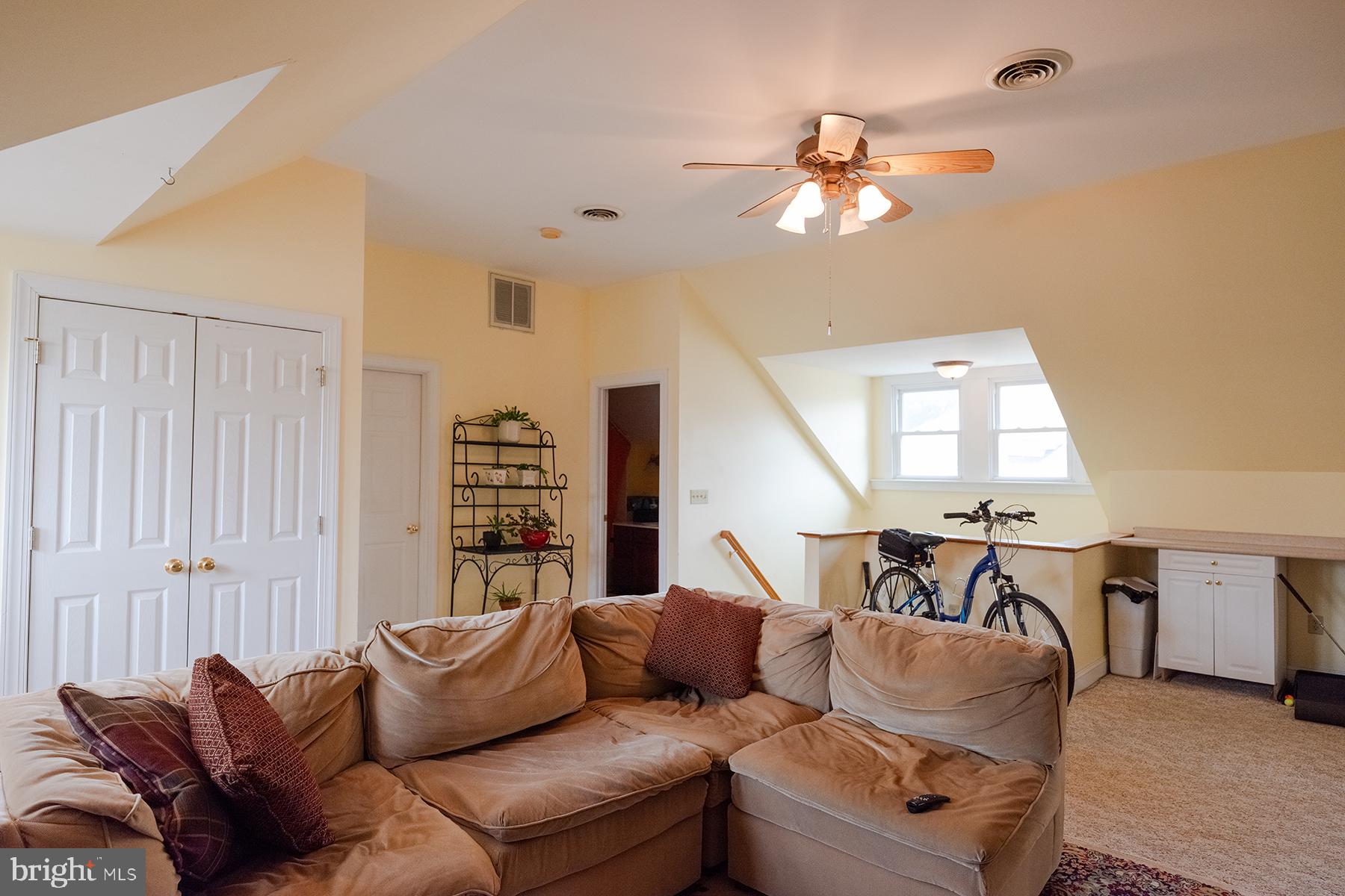 NORTH END - Residential