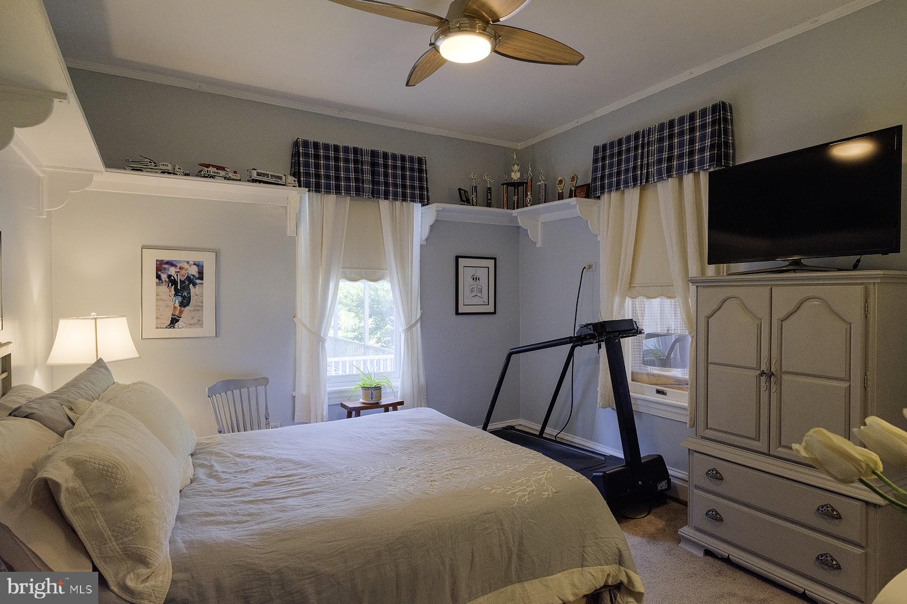 NORTH END - Residential