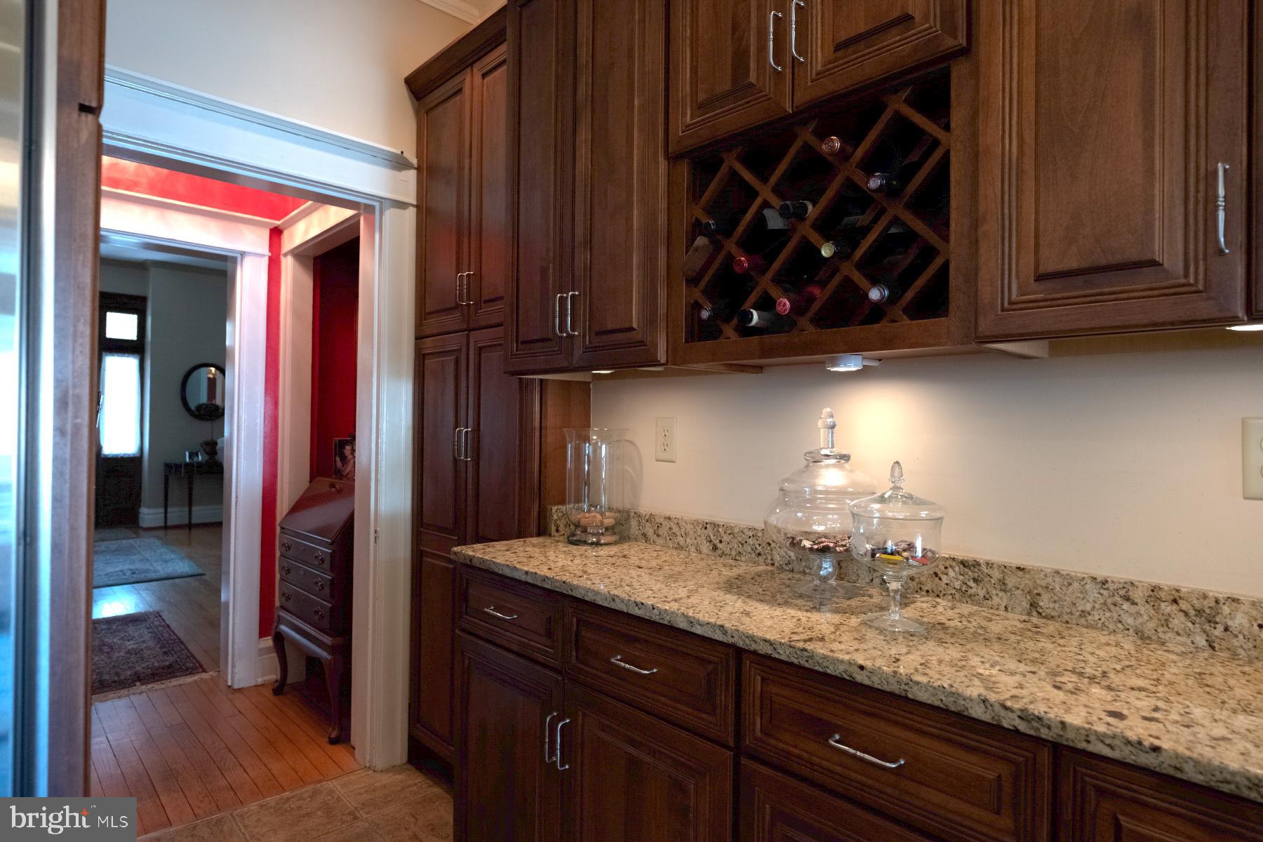 NORTH END - Residential