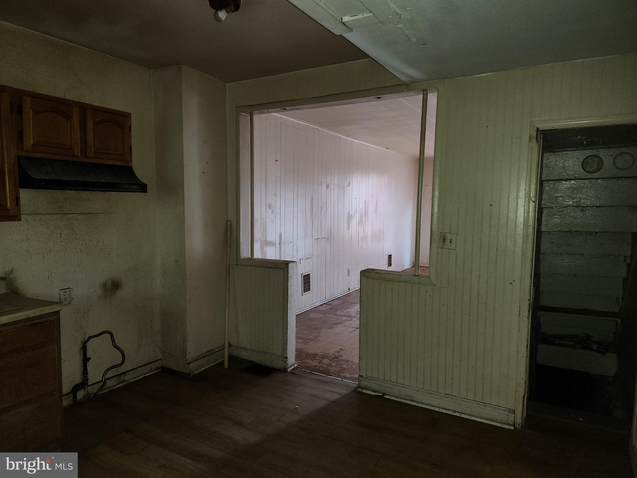 WEST ARLINGTON - Residential