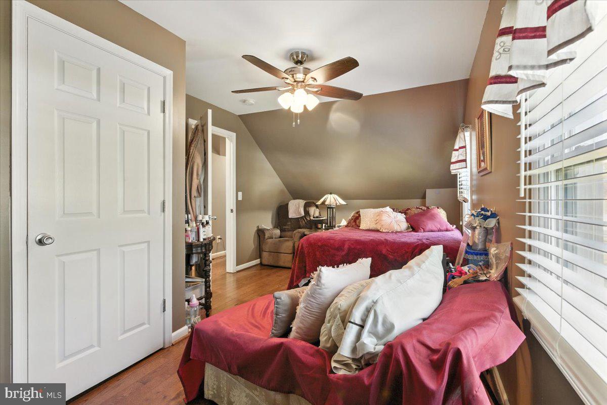 CHAPEL HILL - Residential