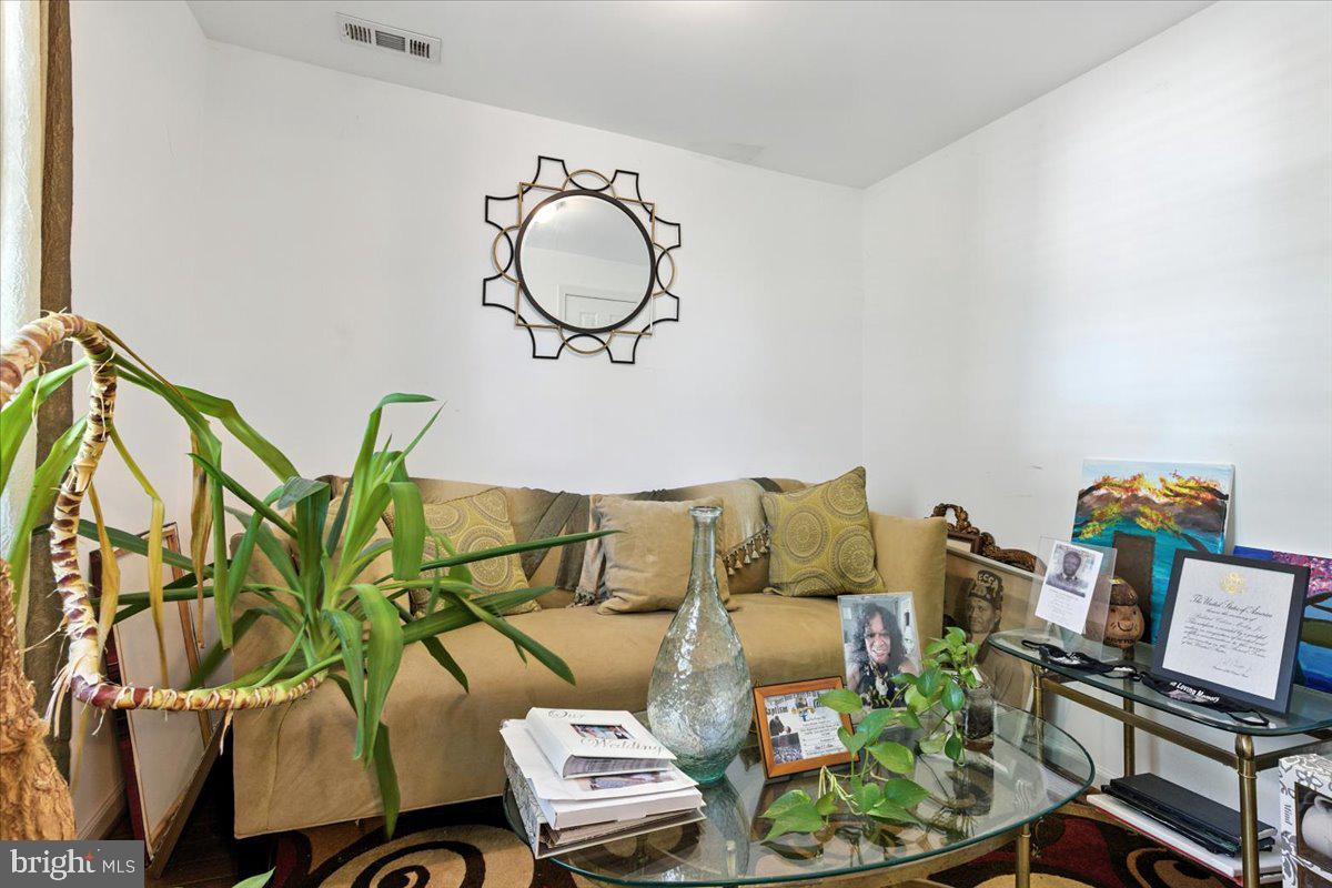 CHAPEL HILL - Residential