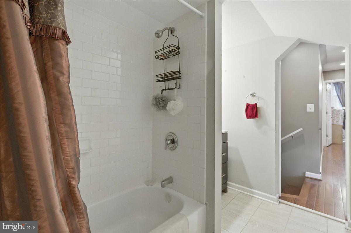 CHAPEL HILL - Residential