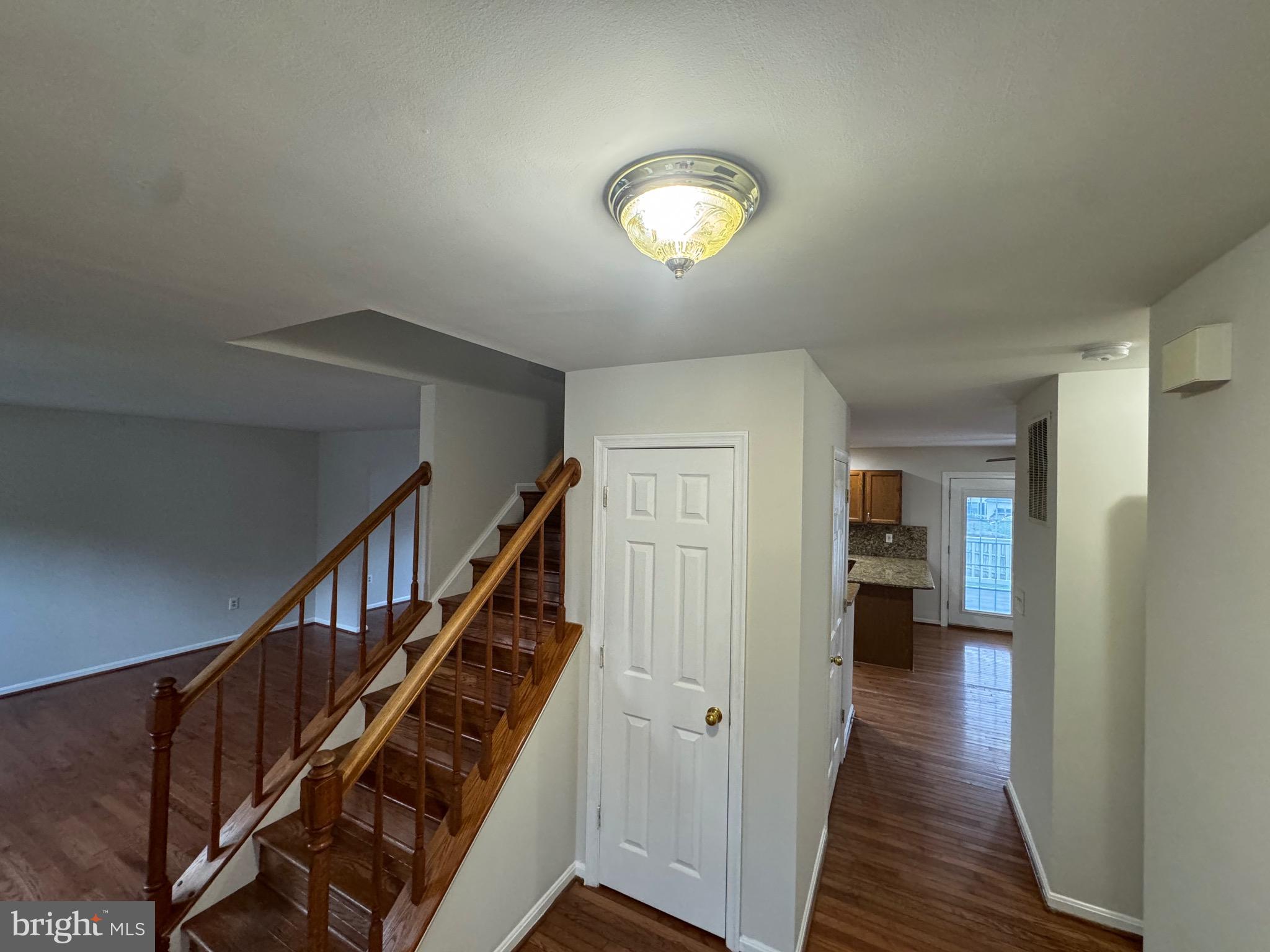 SPRING LAKE FARM - Residential Lease