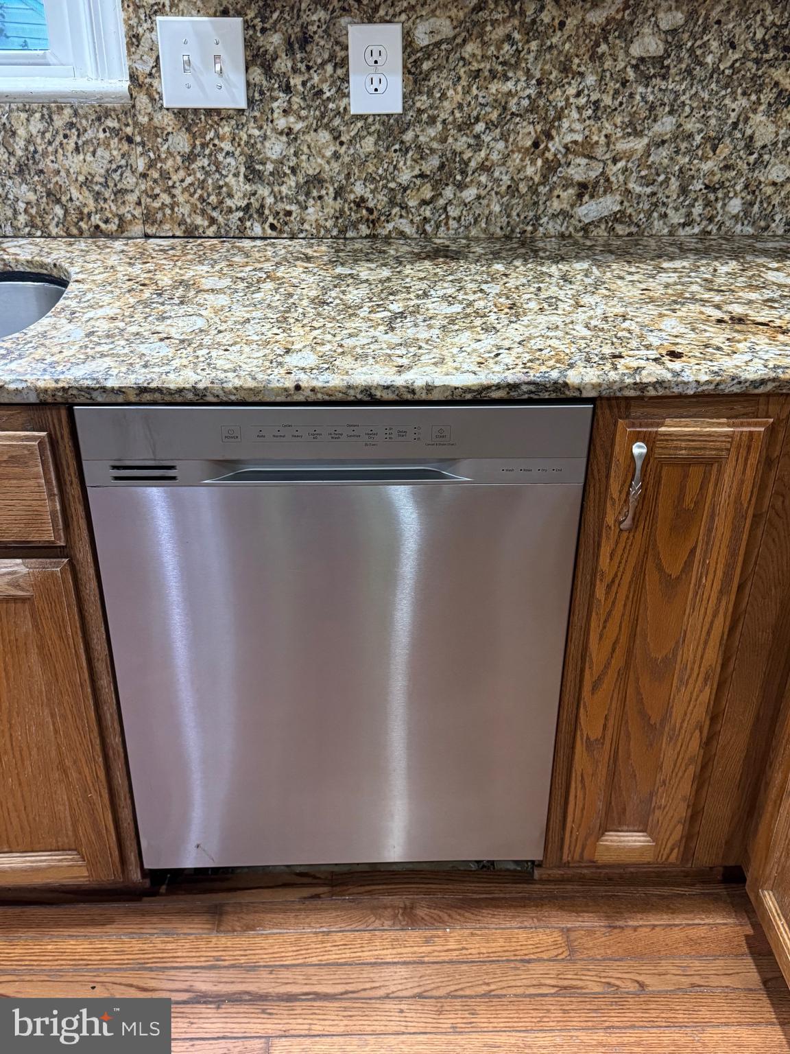 SPRING LAKE FARM - Residential Lease