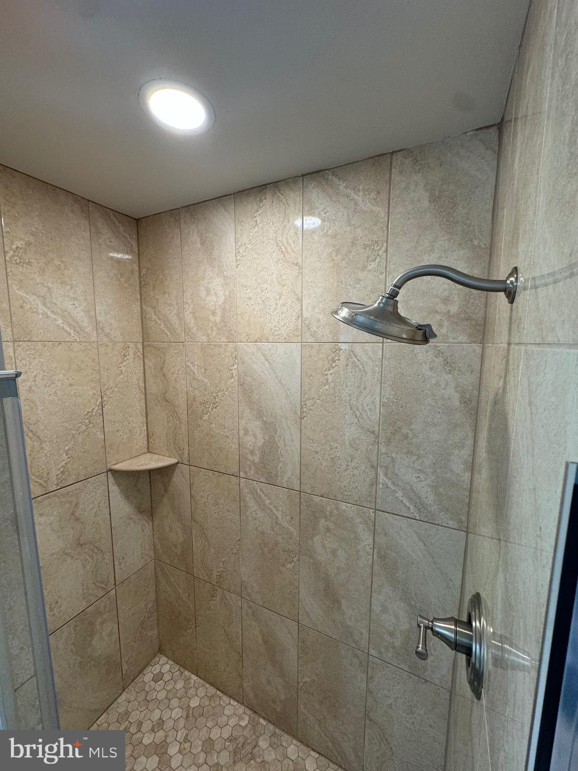 SPRING LAKE FARM - Residential Lease