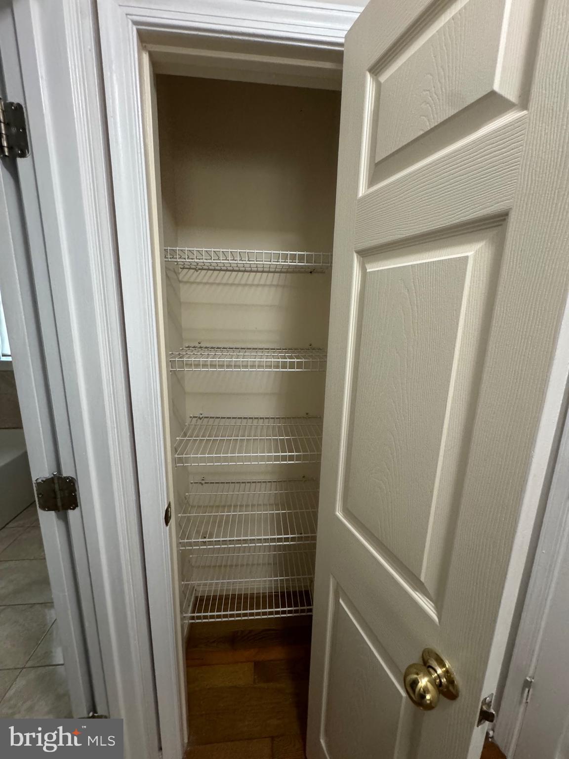 SPRING LAKE FARM - Residential Lease