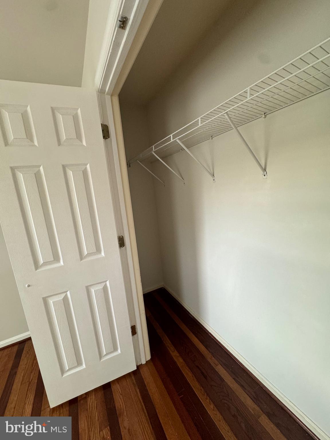 SPRING LAKE FARM - Residential Lease