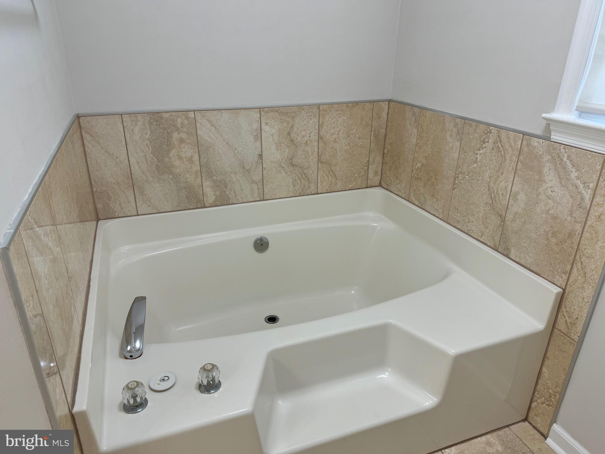 SPRING LAKE FARM - Residential Lease