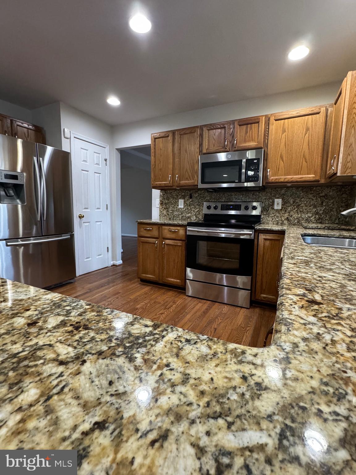 SPRING LAKE FARM - Residential Lease