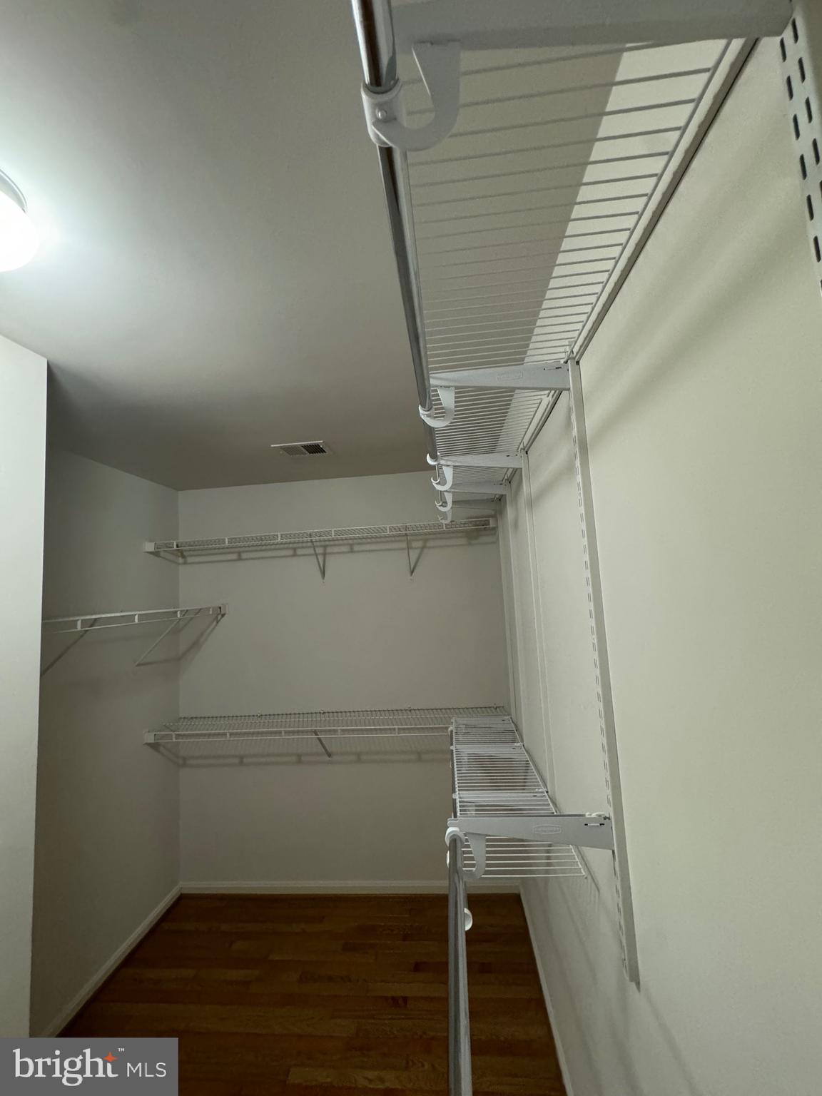 SPRING LAKE FARM - Residential Lease