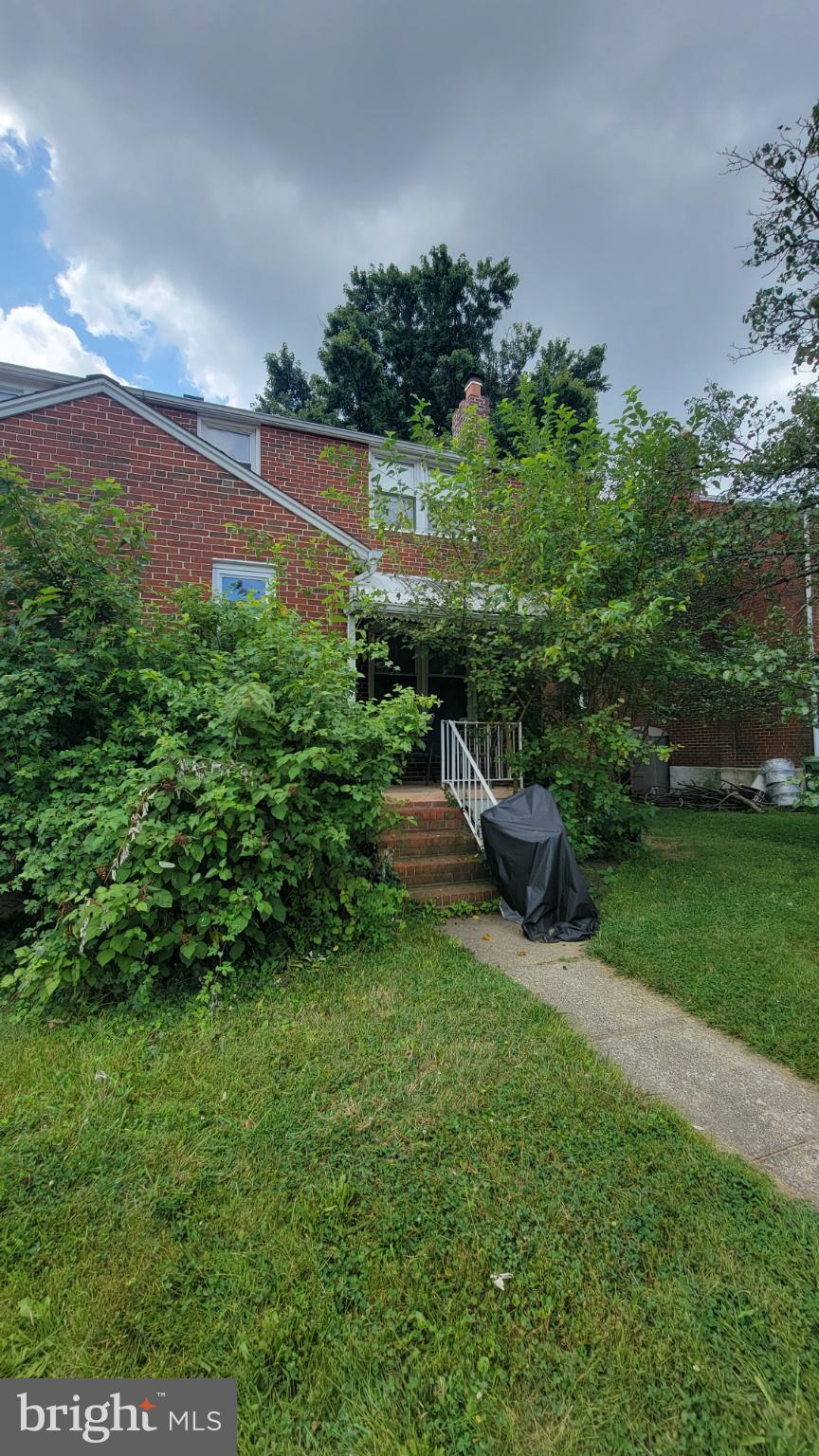 LAURAVILLE HISTORIC DISTRICT - Residential