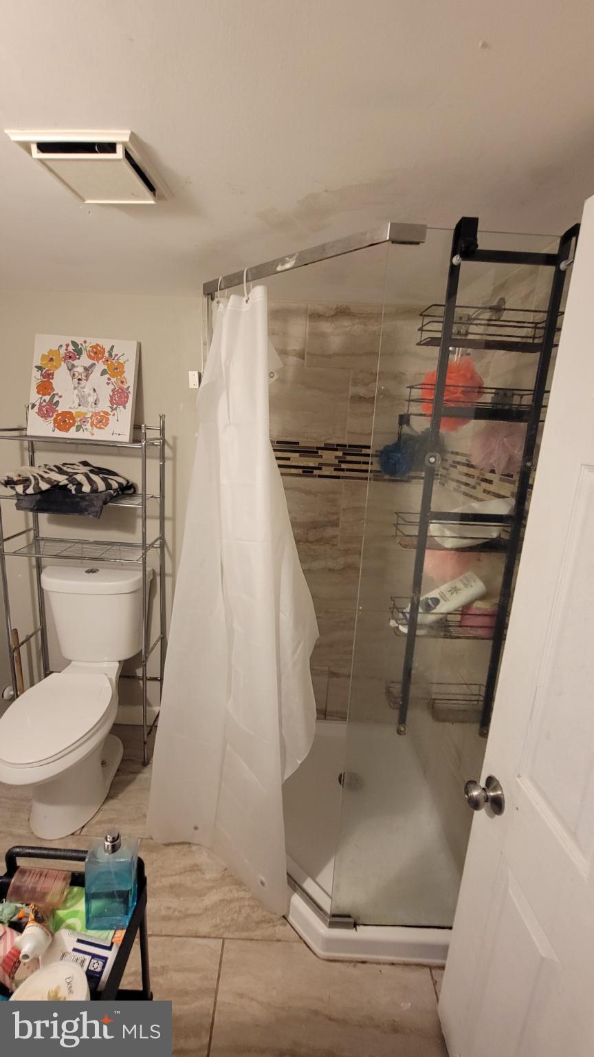 LAURAVILLE HISTORIC DISTRICT - Residential