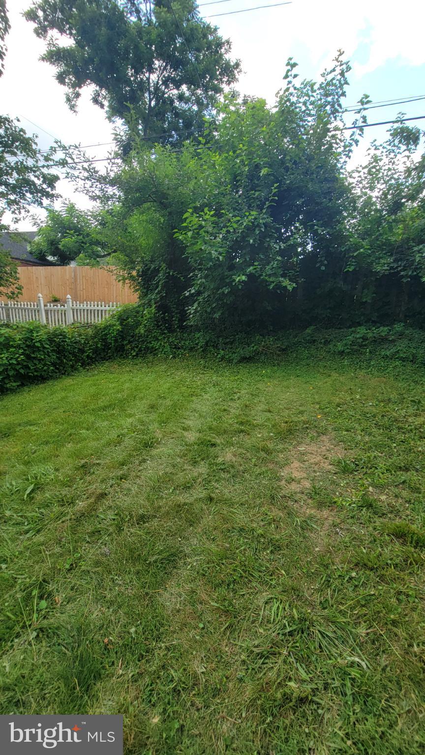 LAURAVILLE HISTORIC DISTRICT - Residential