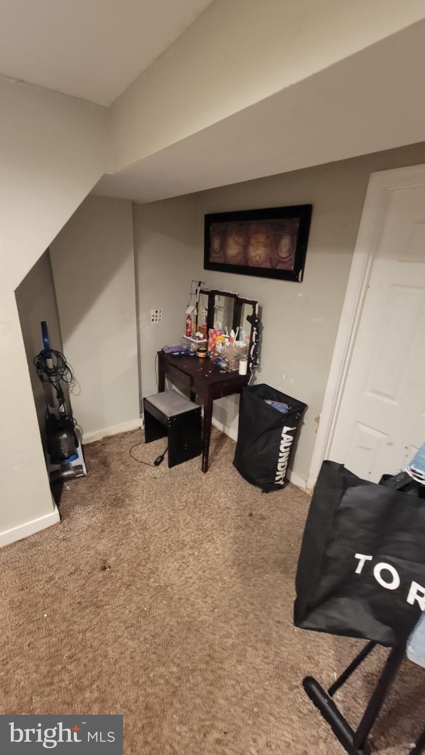 LAURAVILLE HISTORIC DISTRICT - Residential