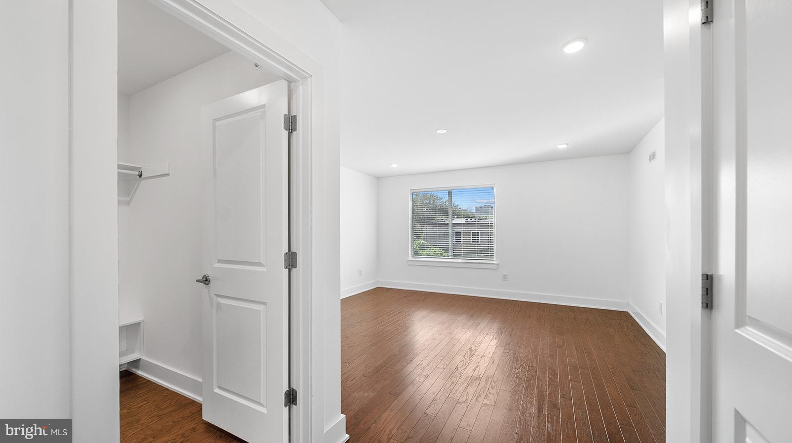 WEST KENSINGTON - Residential