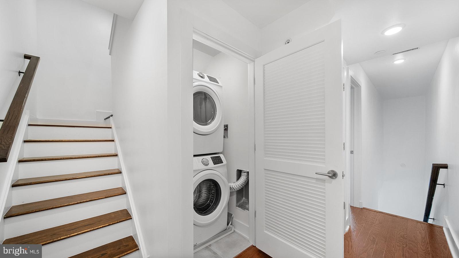 WEST KENSINGTON - Residential