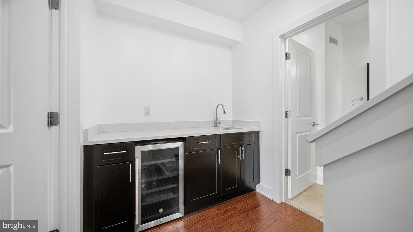 WEST KENSINGTON - Residential