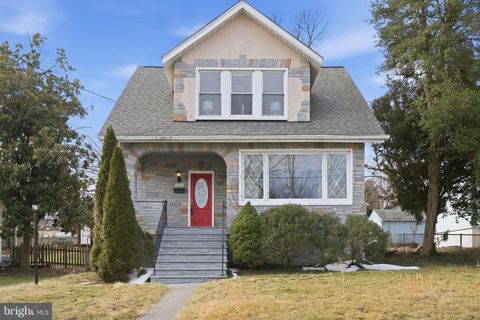 Homes For Sale - 2803 Berwick Avenue<br/> BALTIMORE, MD 21234