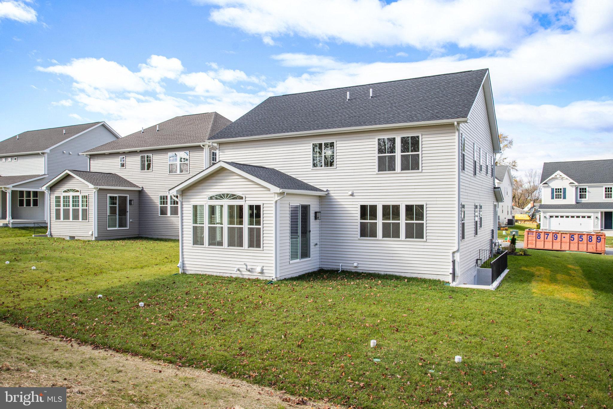 ROBERTS CROSSING - Residential