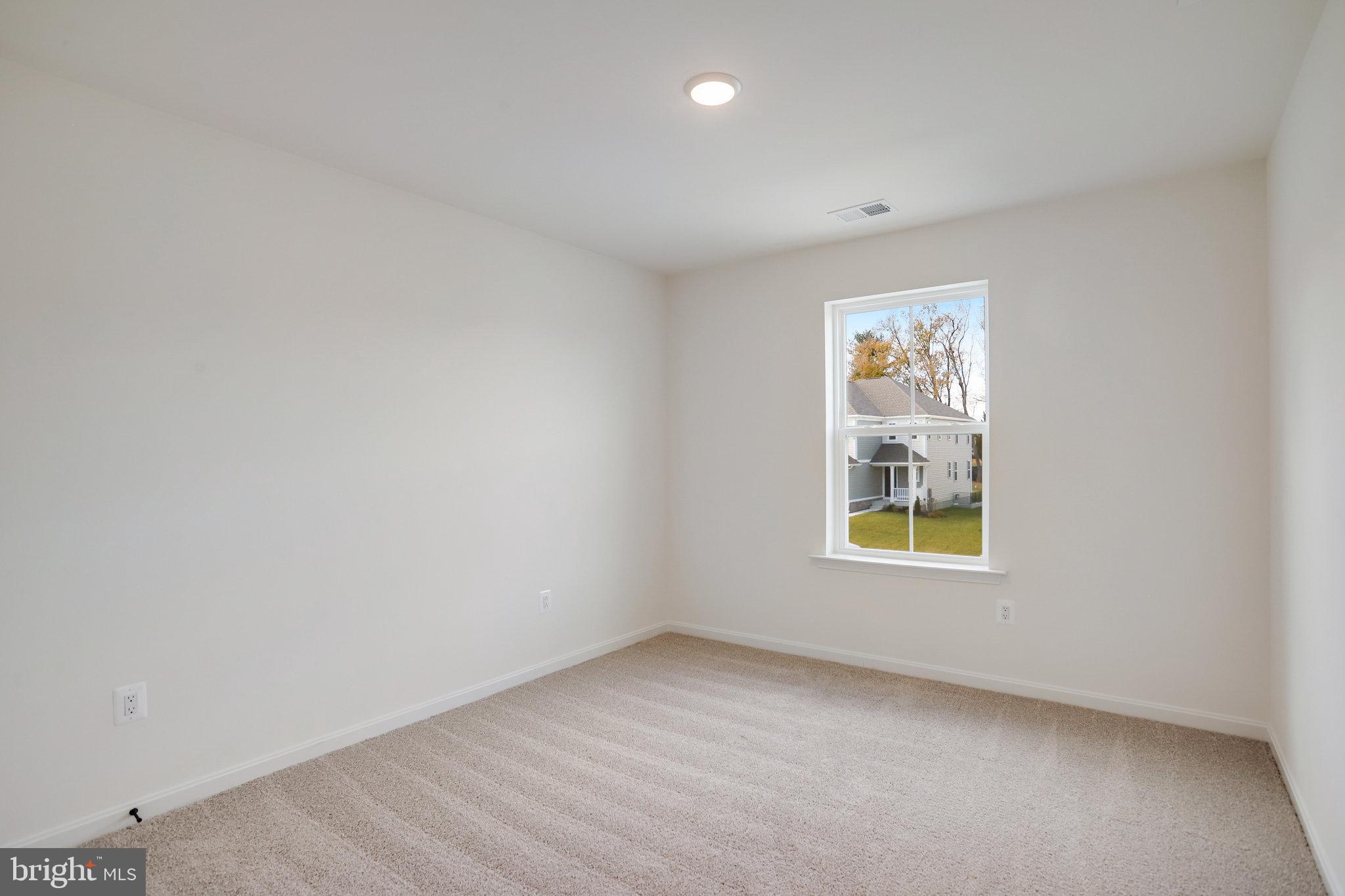 ROBERTS CROSSING - Residential