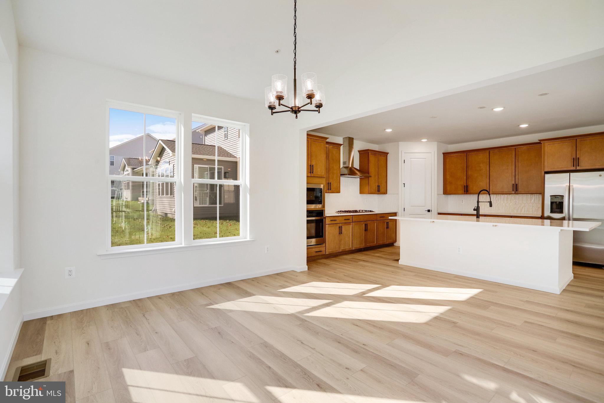 ROBERTS CROSSING - Residential