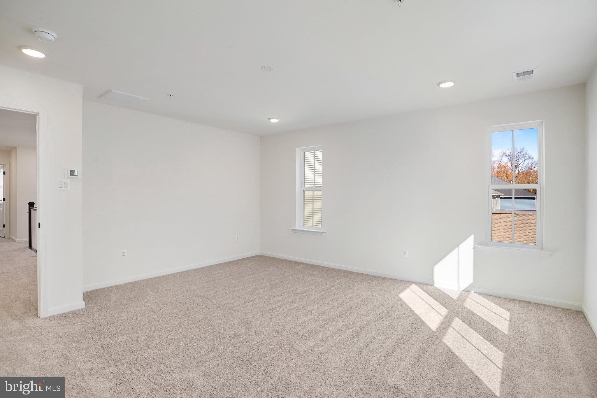 ROBERTS CROSSING - Residential