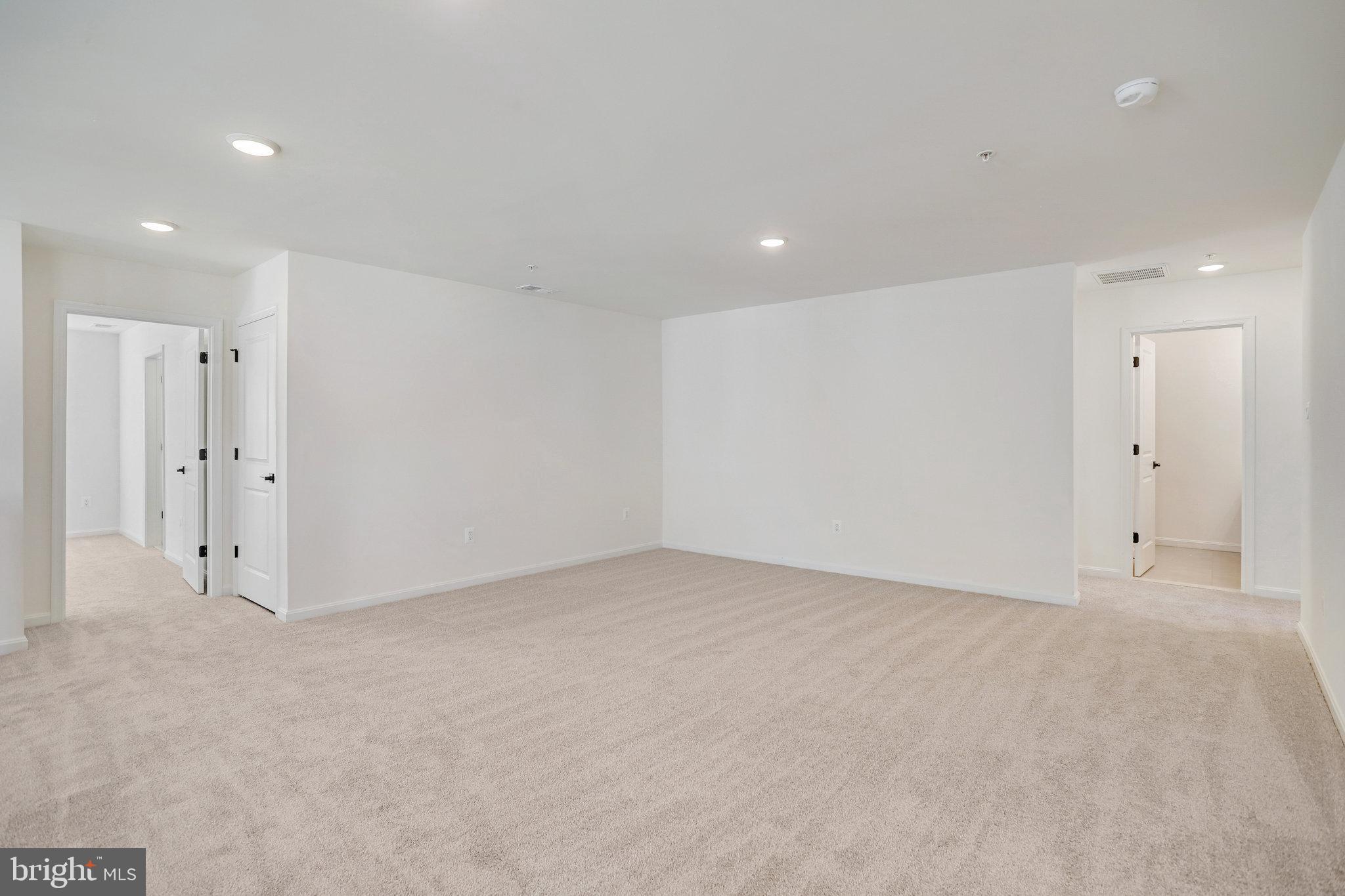 ROBERTS CROSSING - Residential