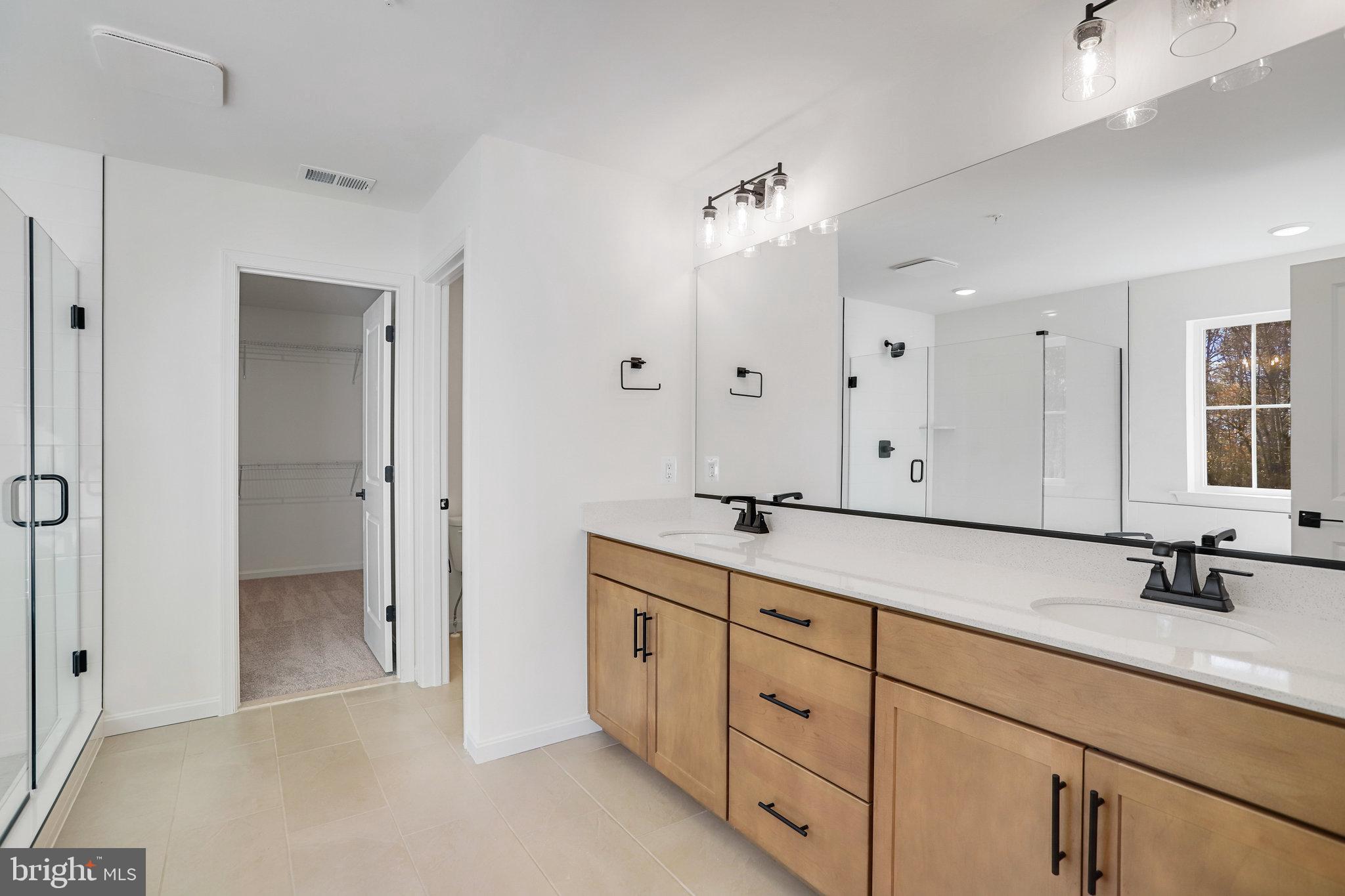 ROBERTS CROSSING - Residential