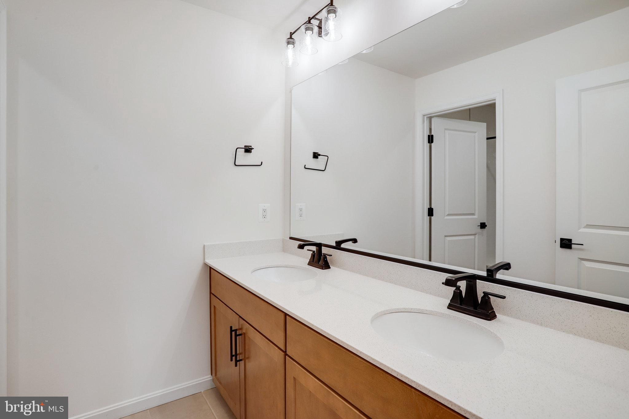 ROBERTS CROSSING - Residential