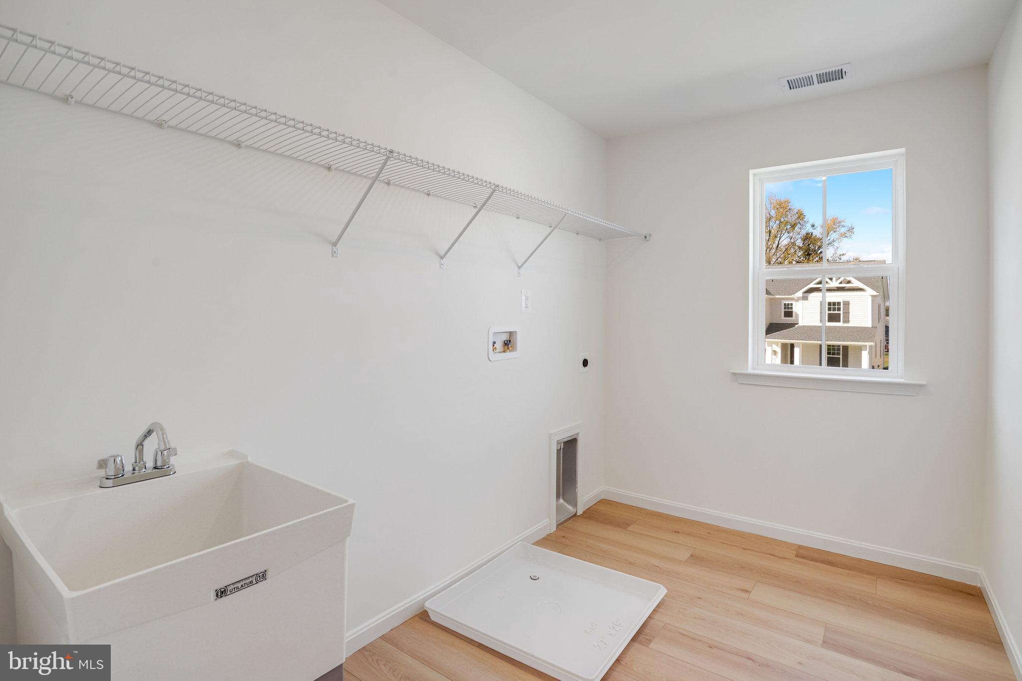 ROBERTS CROSSING - Residential