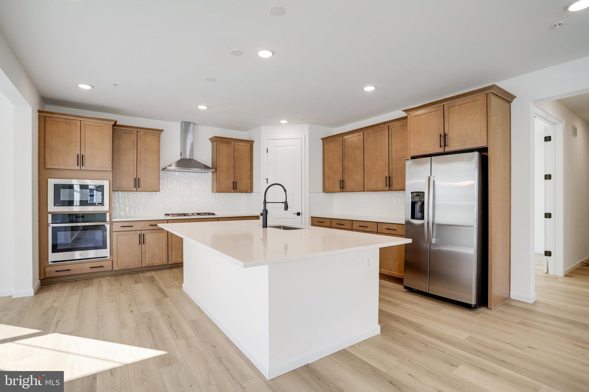 ROBERTS CROSSING - Residential