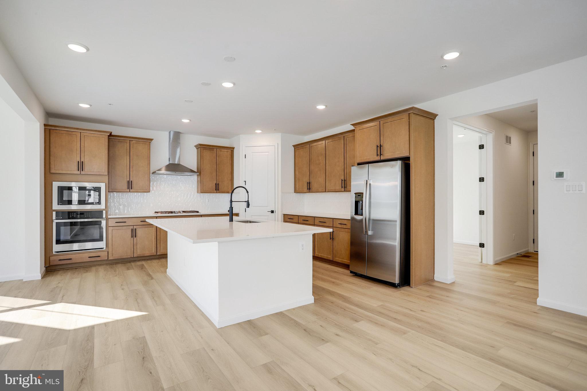 ROBERTS CROSSING - Residential