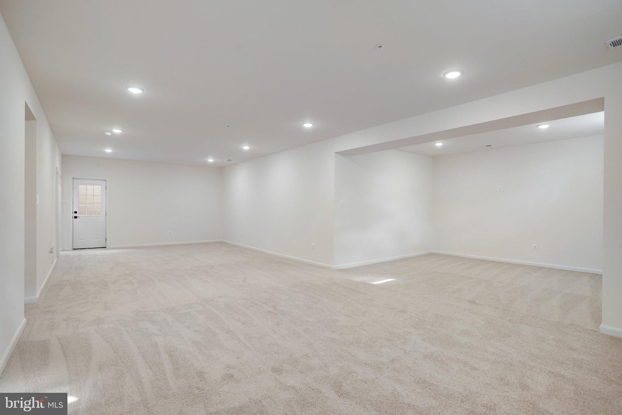 ROBERTS CROSSING - Residential