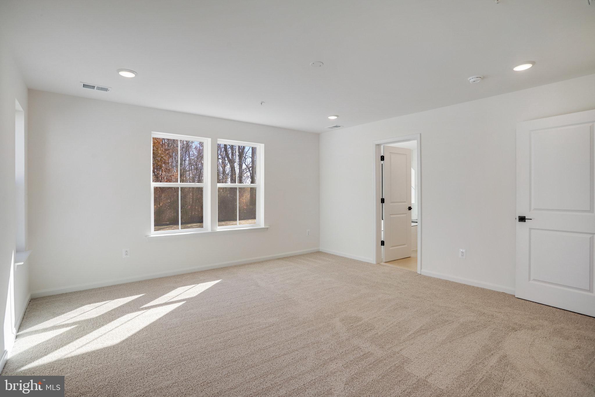 ROBERTS CROSSING - Residential