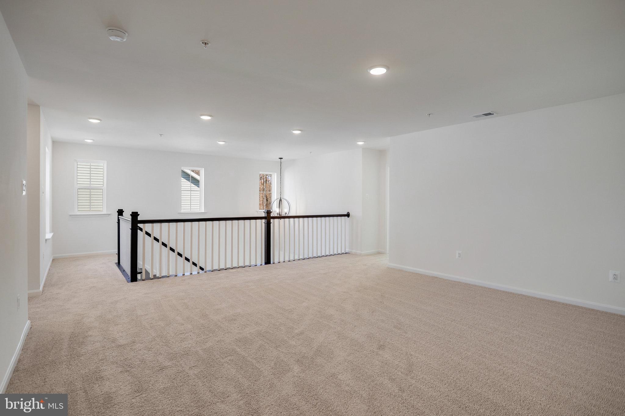 ROBERTS CROSSING - Residential